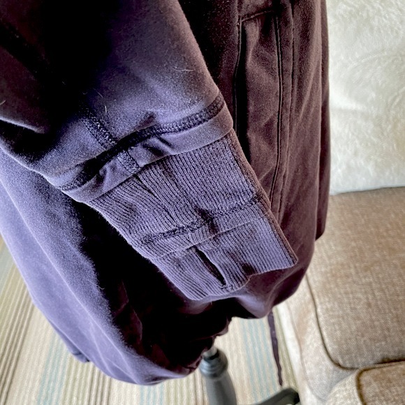 LULULEMON | Gratitude Wrap - Picture 4 of 6